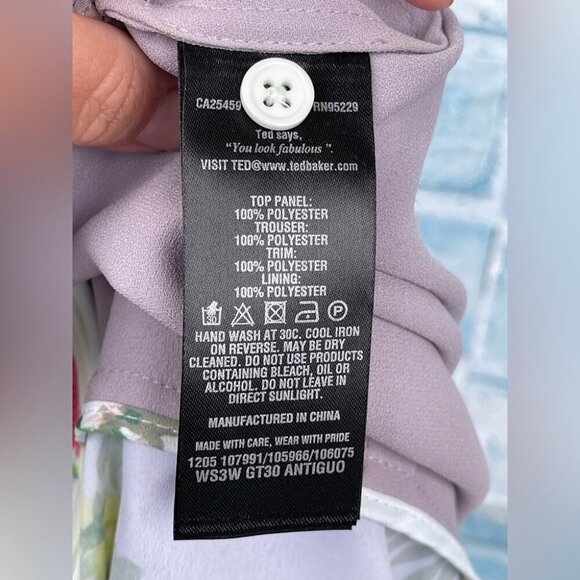 Ted Baker Playsuit - Antiguo Wallpaper size 2 /8 - Picture 12 of 15